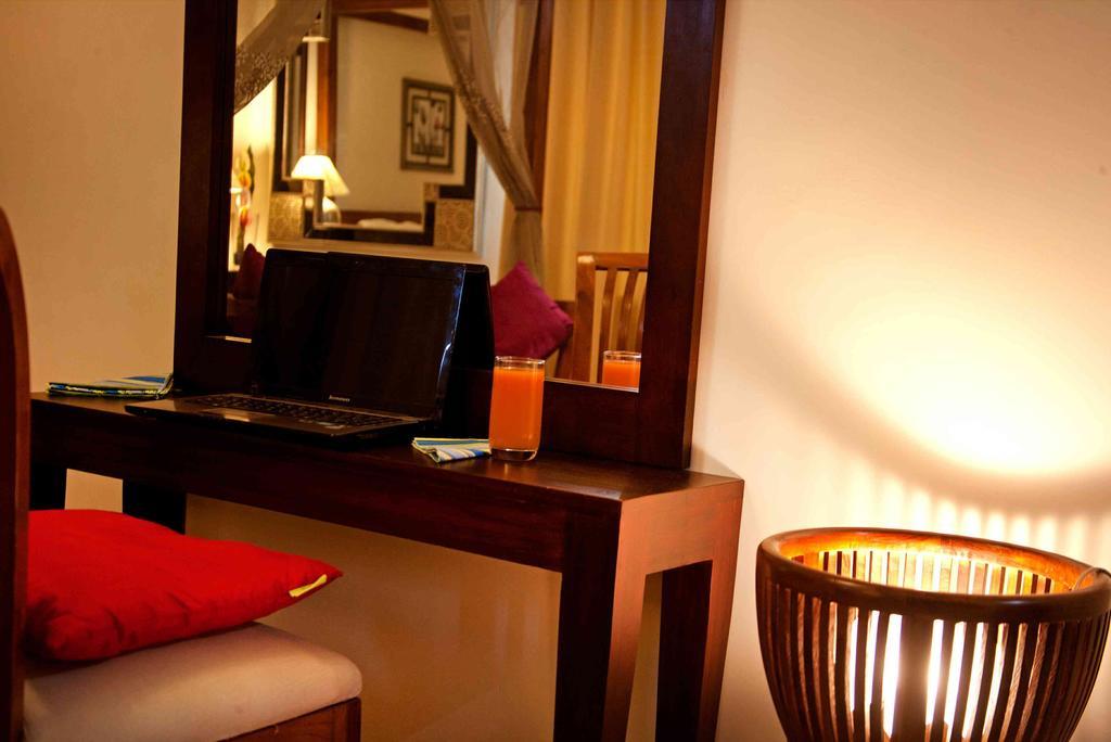 Hotel Highnest Singapperumalkovil Værelse billede